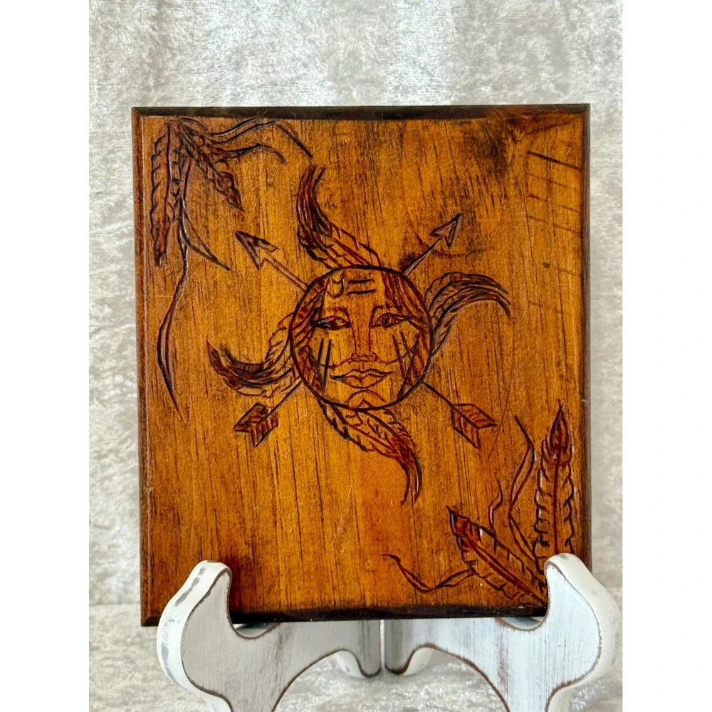 Hand Carved Wood Wall Art Sun Face‎ Feathers Arrows Native American Style 2003